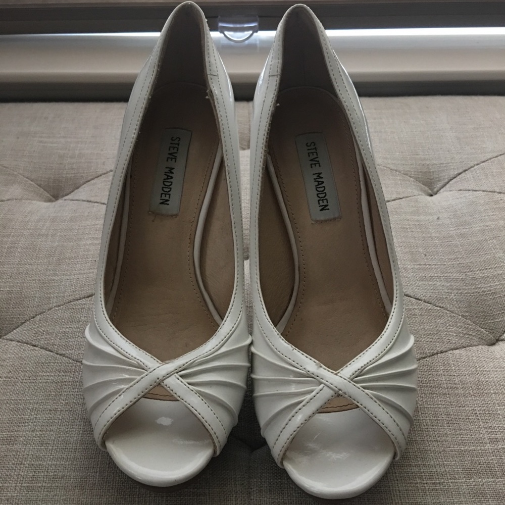 Steve Madden Pawla White Patent Heel Size 7